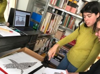 Louise de Bethune talking with Åsa Lie about the work HUMANITAS